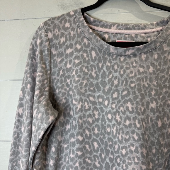 Kate Spade Women's Cheetah Print Cozy Long Sleeve PJ Top Size Large - Picture 4 of 8